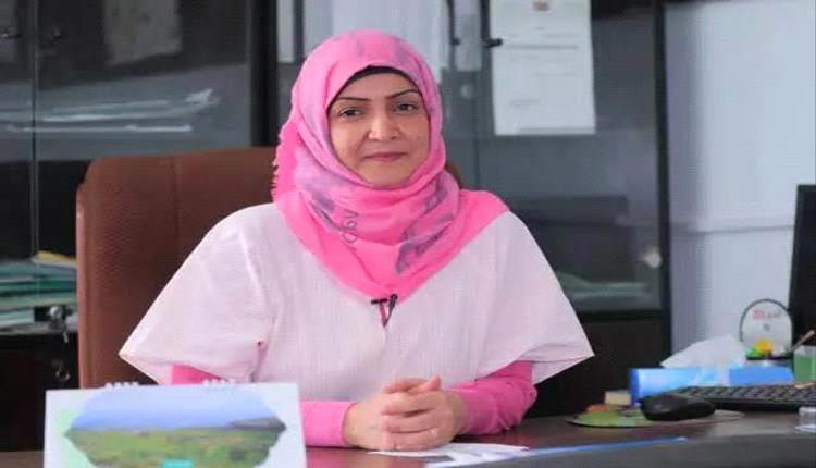 وزيرة الشؤون القانونية تشيد بجهود السلطة المحلية في العاصمة عدن لاحتواء تداعيات النزوح