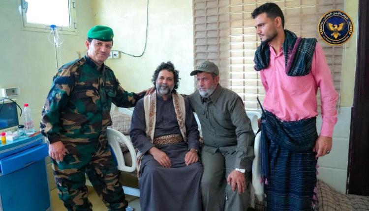 اللواء الجمالي يطمئن على صحة القائد أبو همام عقب تعرضه لجلطة دماغية ويطلع على حالته الصحية