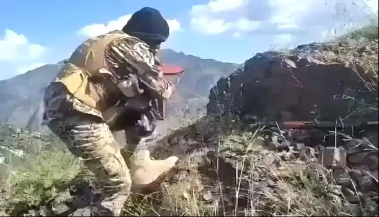 الجيش والمقاومة يكسران هجوماً حوثياً واسعاً في جبهة الأقروض بعد 9 ساعات من المواجهات