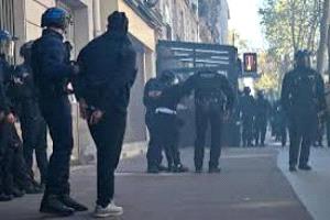 اعتقال رئيس جمعية في فرنسا للاشتباه بتمويل حماس عبر جمعيات إنسانية