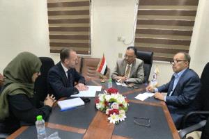 رئيس مصلحة الجمارك يبحث مع المستشار الاقتصادي للمبعوث الأممي تسهيل انسياب السلع
