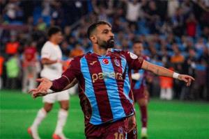 صلاح يتألق بهدف وتمريره حاسمة ويقود طرابزون سبور للفوز على بالوسيورا