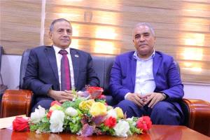 وزير التربية ورئيس جامعة عدن يبحثان تطوير الشراكة التعليمية
