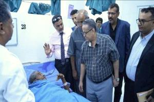 الحالمي يتفقد جرحى القوات الجنوبية في مستشفى عبود العسكري بالعاصمة عدن