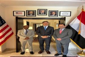 وزيرا الكهرباء والنفط يبحثان مع القائم بأعمال السفارة الأمريكية دعم قطاعي الطاقة والنفط