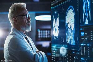 دراسة تكشف اختلاف استجابة الدماغ لألم الظهر المزمن