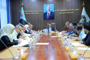 الانتقالي يبحث تحضيرات مليونية التعبئة ويندد بتجاوزات قوات الطوارئ