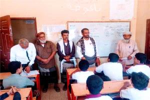 مدير تربية ميفعة يطلع على مستوى التعليم والانضباط في مدرسة النور الأهلية