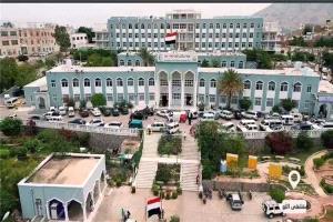 الصحة العالمية تحذّر من توقف الخدمات الطبية في 42 مرفقاً صحياً بمحافظة تعز