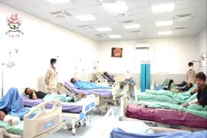 بالفيديو.. إنسانية العمالقة تفضح همجية الحوثي