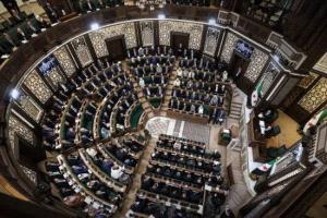 صربيا تصوّت في انتخابات برلمانية مبكرة وسط تحدٍ متصاعد لحكم فوتشيتش