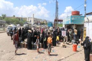 تصعيد ميداني في تعز.. سقوط قتلى وجرحى ونزوح أكثر من 172 ألف شخص
