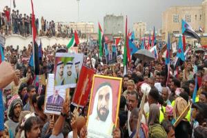 أمطار حديبو لم تمنع حشود سقطرى من إحياء ذكرى ثورة 14 أكتوبر