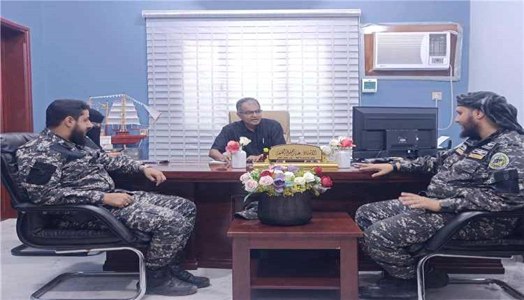 مدير عام المعلا يبحث مع قيادة حرس المنشآت تعزيز التنسيق وحماية المرافق الحيوية