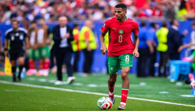 أوناحي يعود إلى باناثينايكوس بعد تألقه في الدوري الإسباني