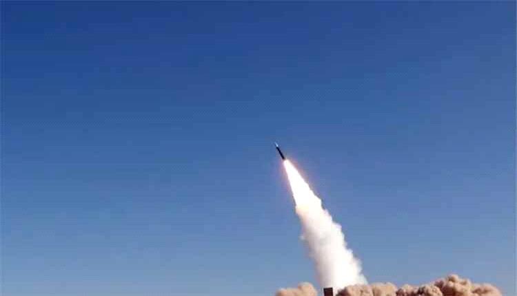 الحوثيون يكشفون عن «تدريبات» تمهيداً لتصعيد جديد في الساحل الغربي