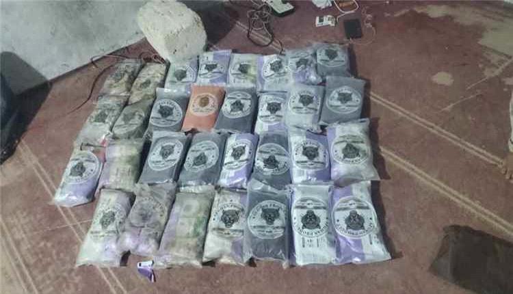 ضبط أكثر من 37 كيلوجرامًا من الحشيش في نقطة عسد الفاي بحضرموت
