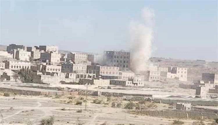 تصعيد مليشيا الحوثي في عمران.. تفجير منازل والاعتداء على نساء وأطفال