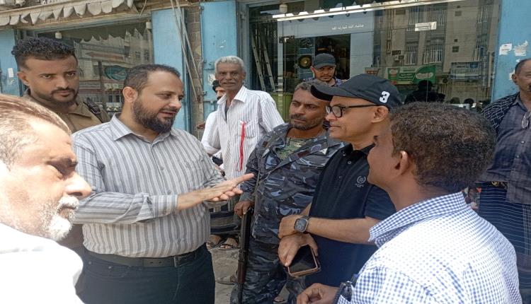 حملة نظافة وإزالة عوائق في الدرين بإشراف قيادة المنصورة
