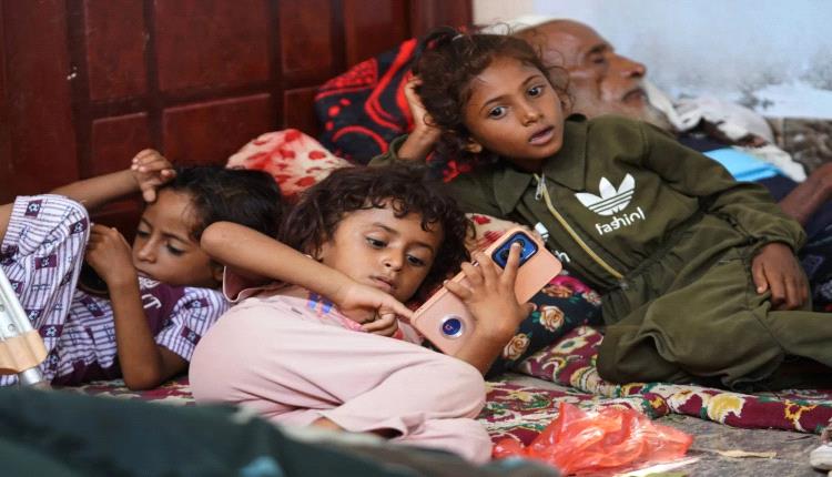 هربًا من جحيم الساحل.. 1400 يمني يعبرون البحر إلى جيبوتي في يوم واحد