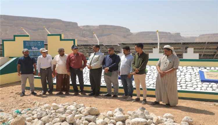 قرب تشغيل منظومة شمسية جديدة لدعم آبار المياه في شبام حضرموت
