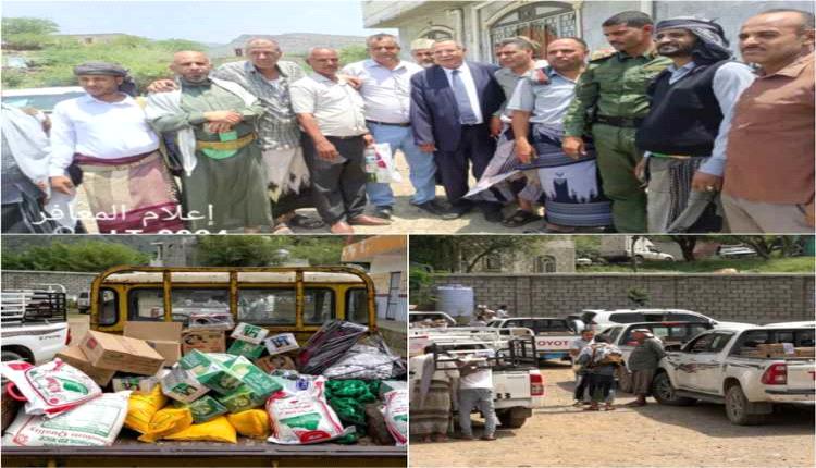 السلطة المحلية بالمعافر ترسل مساعدات غذائية للمرابطين في جبهة الكدحة
