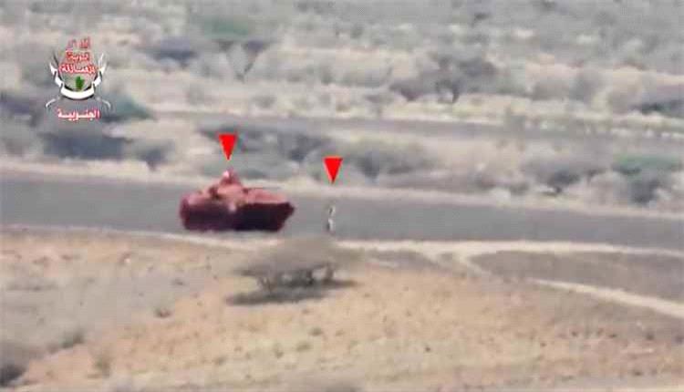 ألوية العمالقة تدمر آلية BMP حوثية في جبهة كهبوب