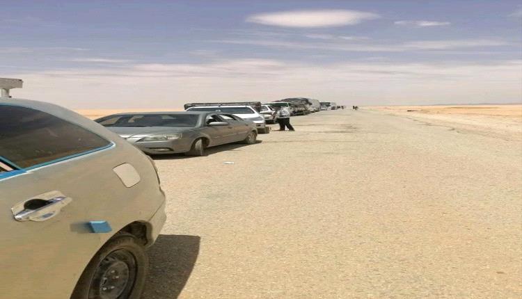 مسيرة حوثية تستهدف رتلًا عسكريًا في العبر وتغلق الطريق باتجاه الوديعة