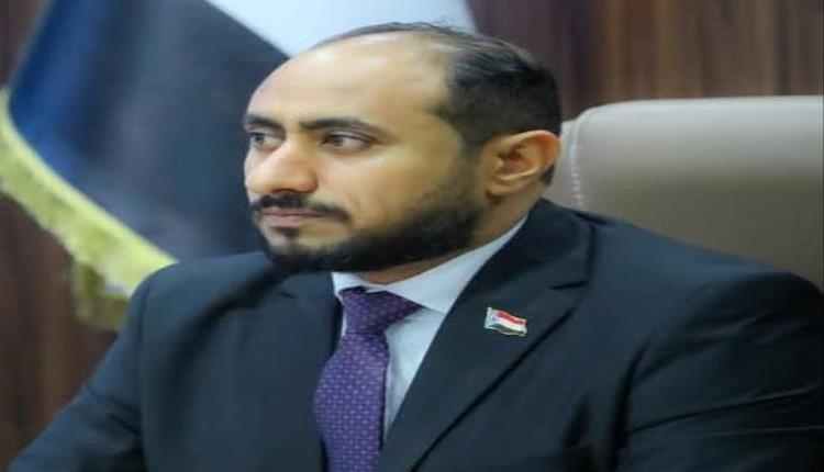 الصبيحي يحذر من غموض الانتكاسة العسكرية وسقوط الساحل الغربي وباب المندب