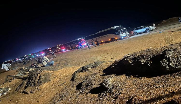 ازدحام واسع في منفذ الوديعة مع تزايد المسافرين إلى السعودية