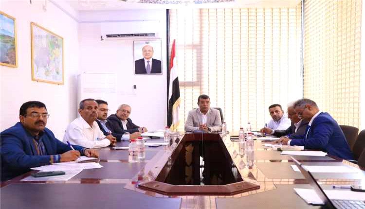 مجلس إدارة هيئة حماية البيئة يعقد اجتماعه الأول في عدن برئاسة بن شبراق