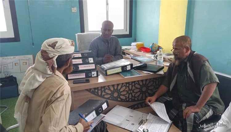 مدير التعليم الأهلي يتفقد مدارس طيبة الأهلية في لحج