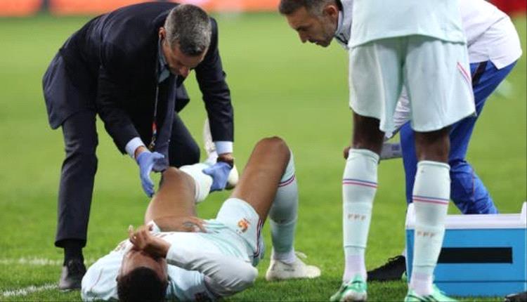 مبابي يتفادى الجراحة ويقترب من العودة إلى الملاعب