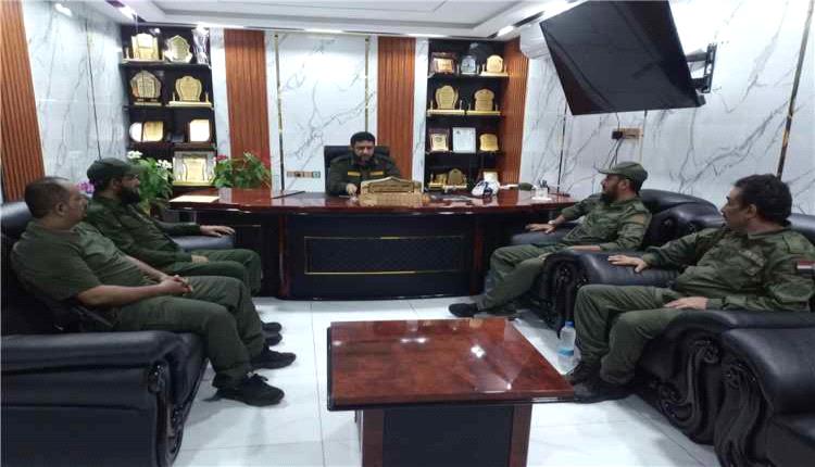 مدير أمن لحج يوجّه بتفقد مخيمات النازحين ووضع خطة لمعالجة أوضاعها