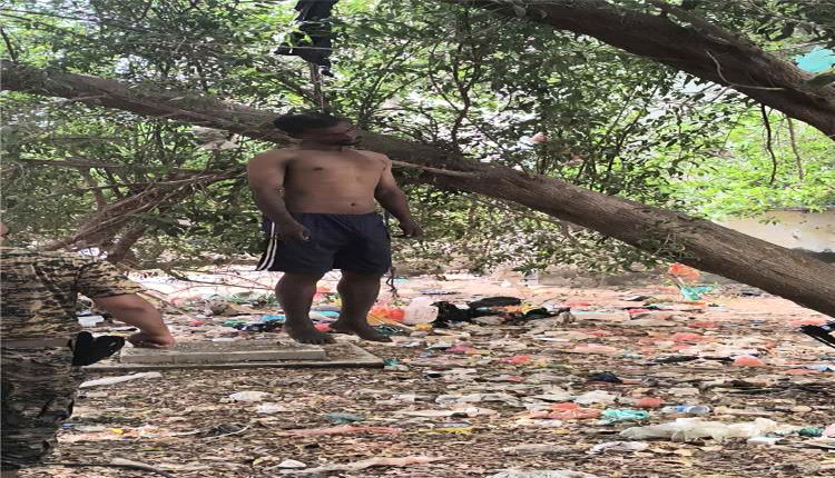 العثور على جثمان شاب في ظروف غامضة بحي السنافر في المنصورة