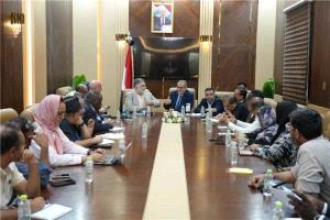 وزير الصحة يبحث مع الصليب الأحمر تعزيز الاستجابة للطوارئ في المناطق المتضررة
