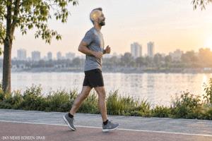 دراسة تكشف تأثير عشر دقائق من الجري البطيء على المزاج والتركيز