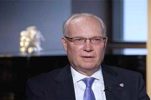 ليندركينغ: انقسام القوى اليمنية وتراجع الاهتمام الأمريكي يعززان نفوذ الحوثيين