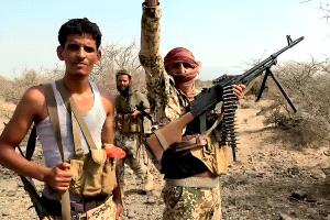الجيش اليمني يعلن عمليات واسعة وغارات جوية ضد الحوثيين في عدة جبهات