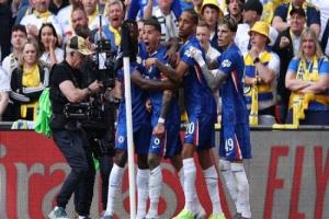 تشيلسي يقلب تأخره أمام ليدز إلى فوز كاسح في كأس كاراباو
