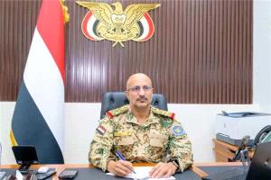 طارق صالح يوجه بإعادة ترتيب القوات في الساحل الغربي بعد سقوط حيس والخوخة