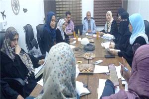 الوكيل الشبحي يترأس أول اجتماع للجنة الوطنية لترصد وفيات الأمهات في عدن