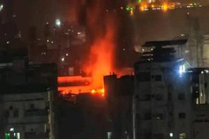 انفجار عنيف يهز المكلا فجرًا.. غموض يحيط بالأسباب ومعلومات أولية عن موقع الحادث