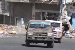 أسر عنصرين حوثيين والعثور على جثة خلال مواجهات في مقبنة