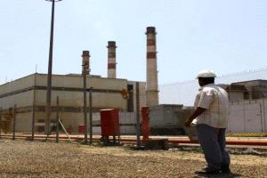 عدن.. عودة الكهرباء تدريجيًا بعد خروج محطات عن الخدمة