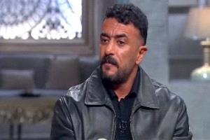 أزمة صحية تنقل والد الفنان أحمد العوضي إلى المستشفى