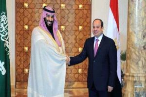 السيسي يستقبل ولي العهد السعودي ويؤكدان وحدة المصالح والتنسيق بين البلدين