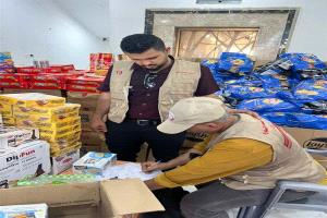 مكتب الصناعة بالمنصورة يضبط مواد غذائية منتهية الصلاحية سيئة التخزين