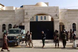الحوثيون يمهدون لمحاكمة موظفين أمميين ودوليين معتقلين في صنعاء